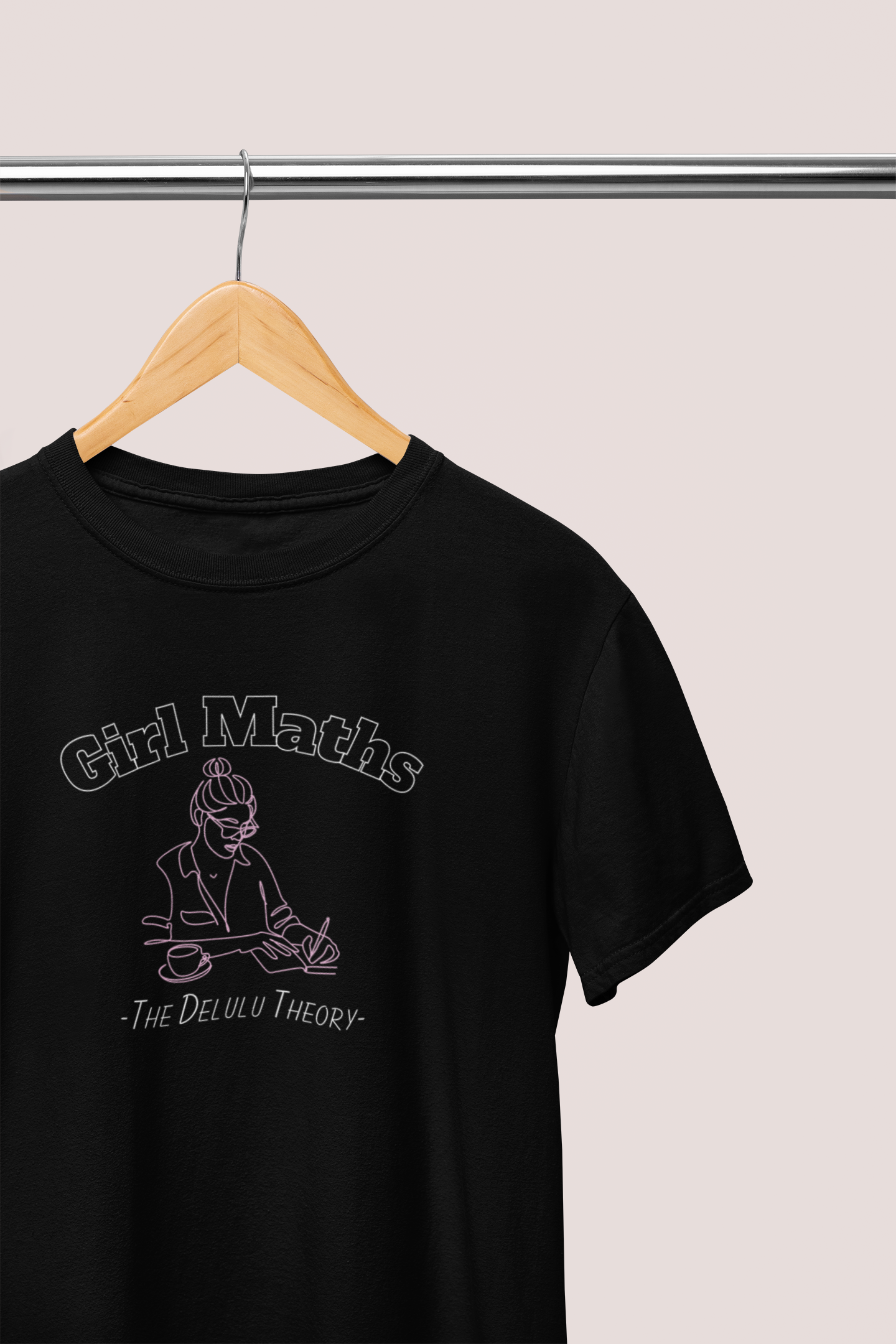 Delulu Girl Maths Black T-shirt